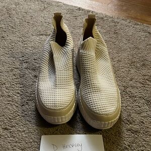Steve Madden Cream Slip-On Sneakers